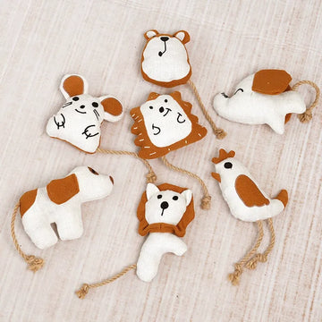 Catnip Crinkle Cat Toy – Teething-Safe, Self-Play, Carry-and-Cuddle Design, Linen-Cotton Shell