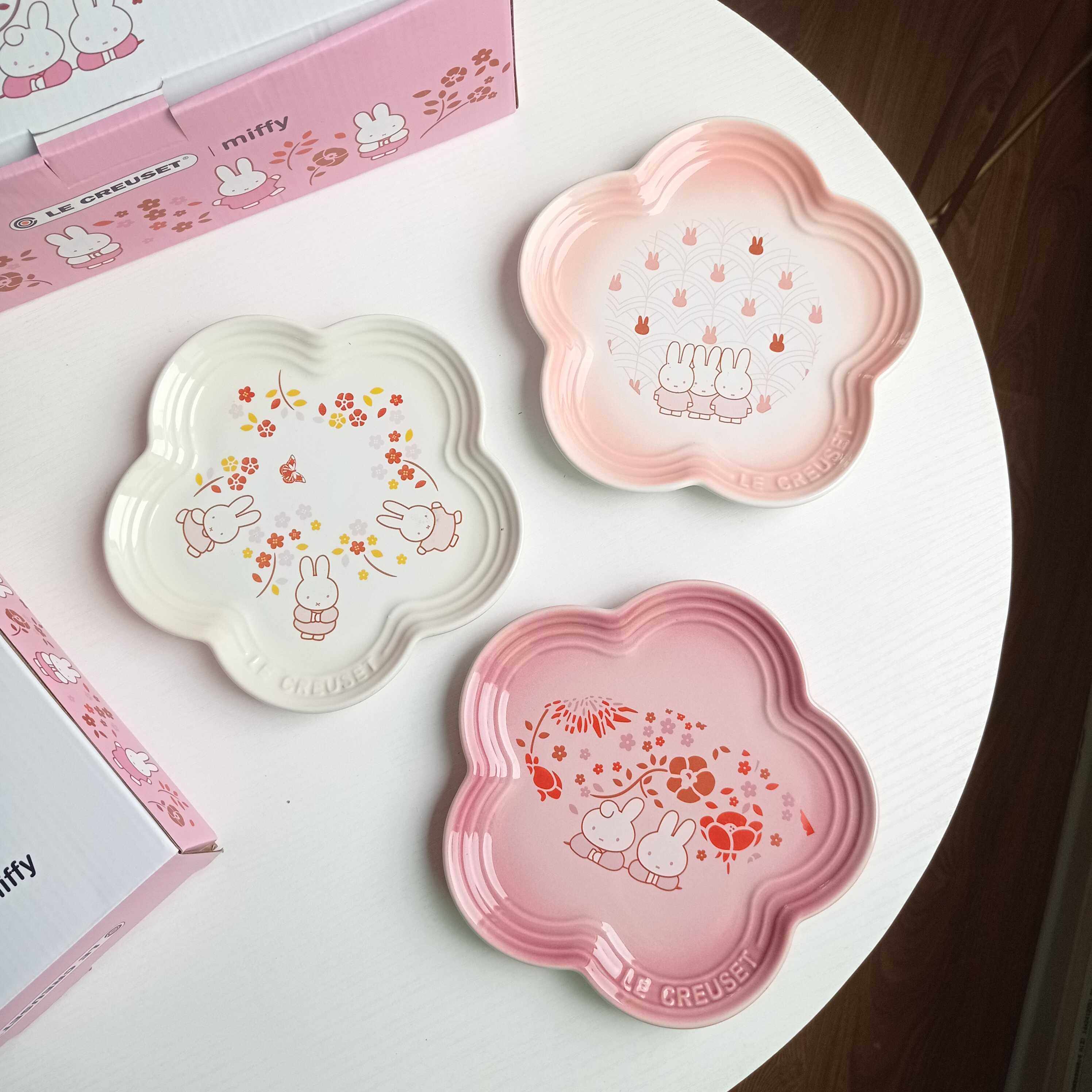 6-Inch Ceramic Pet Plate for Cats & Small Dogs