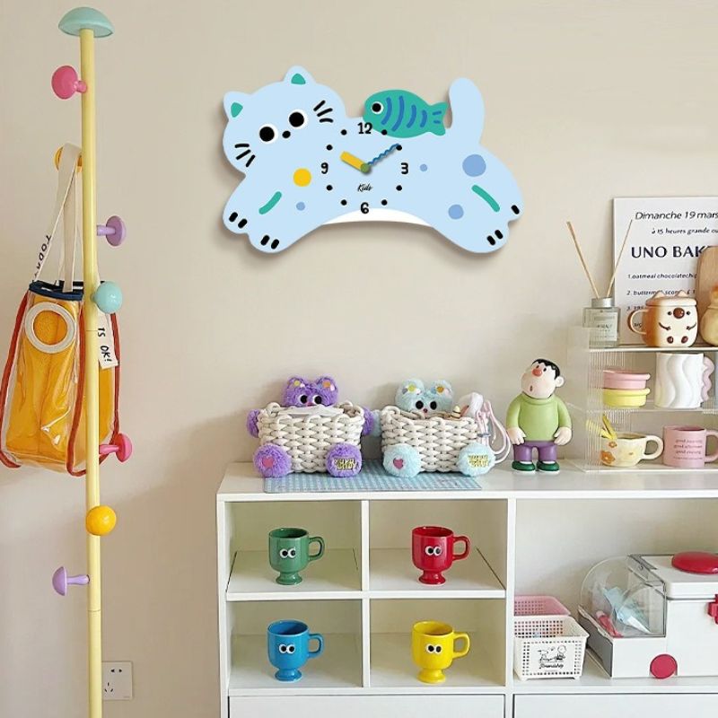 Acrylic Cat-Shaped Wall Clock | Silent Quartz Movement – Wall-Mount or Desktop