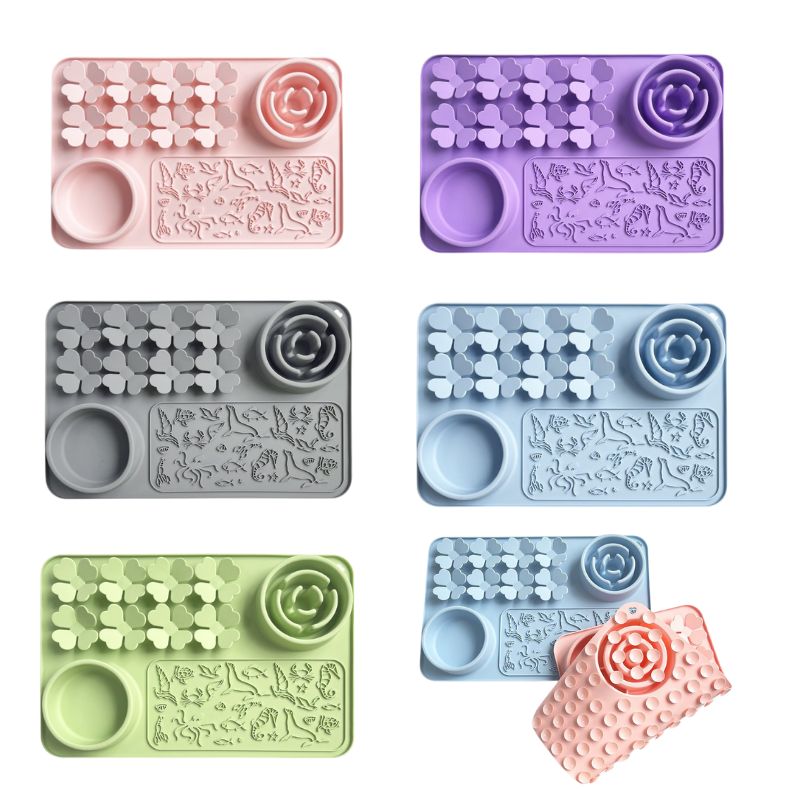 4-in-1 Lick Mat for Cats & Dogs – Calming, Feeding, Treating, Bath Time Aid