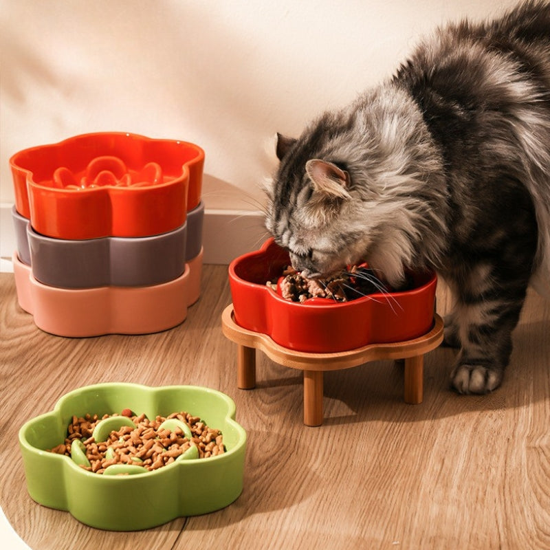 Flower-shaped ceramic pet slow-feeding plate