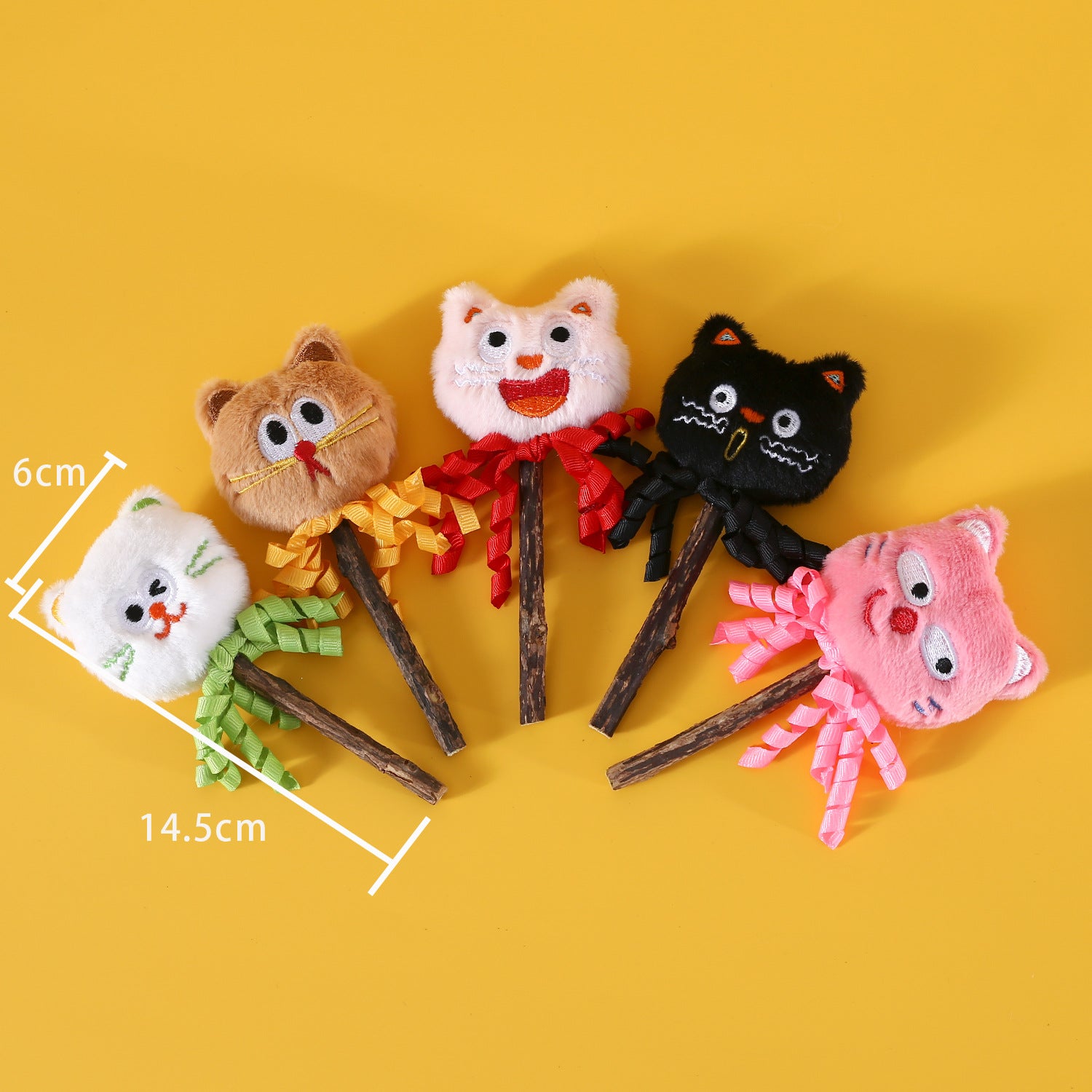 Catnip Plush Toy with Tassels & Sound – Interactive Chew Toy for Cats