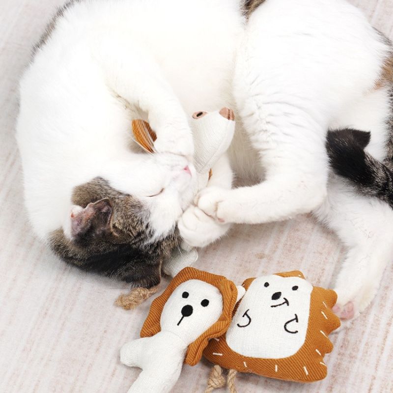 Catnip Crinkle Cat Toy – Teething-Safe, Self-Play, Carry-and-Cuddle Design, Linen-Cotton Shell