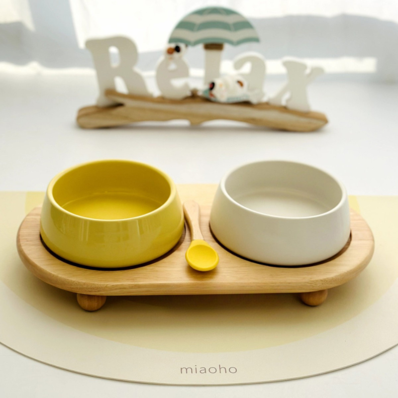 Bamboo Elevated Pet Bowl Stand – Natural Wooden Base for 5–6 Inch Bowls