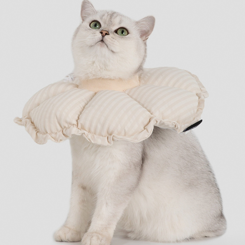 Adjustable Inflatable E-Collar with Soft Padding for cat dog