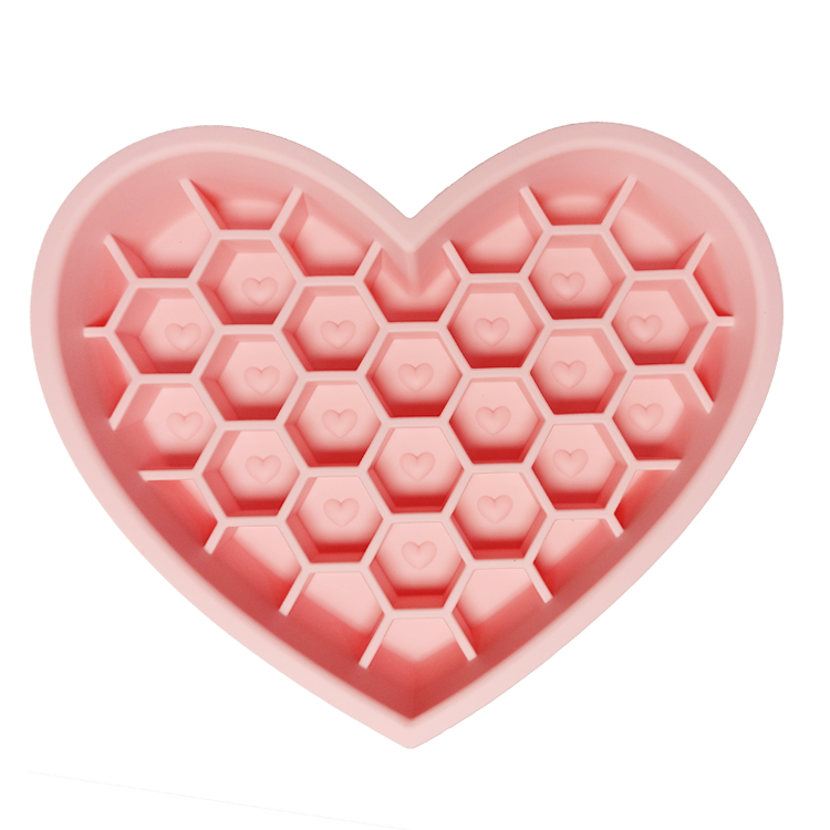 Honeycomb Heart Silicone Slow Feeder