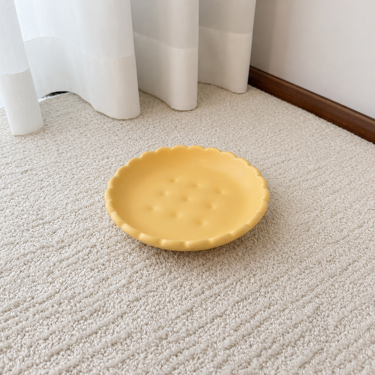 6-Inch Ceramic Pet Bowl – For Cats & Small Dogs