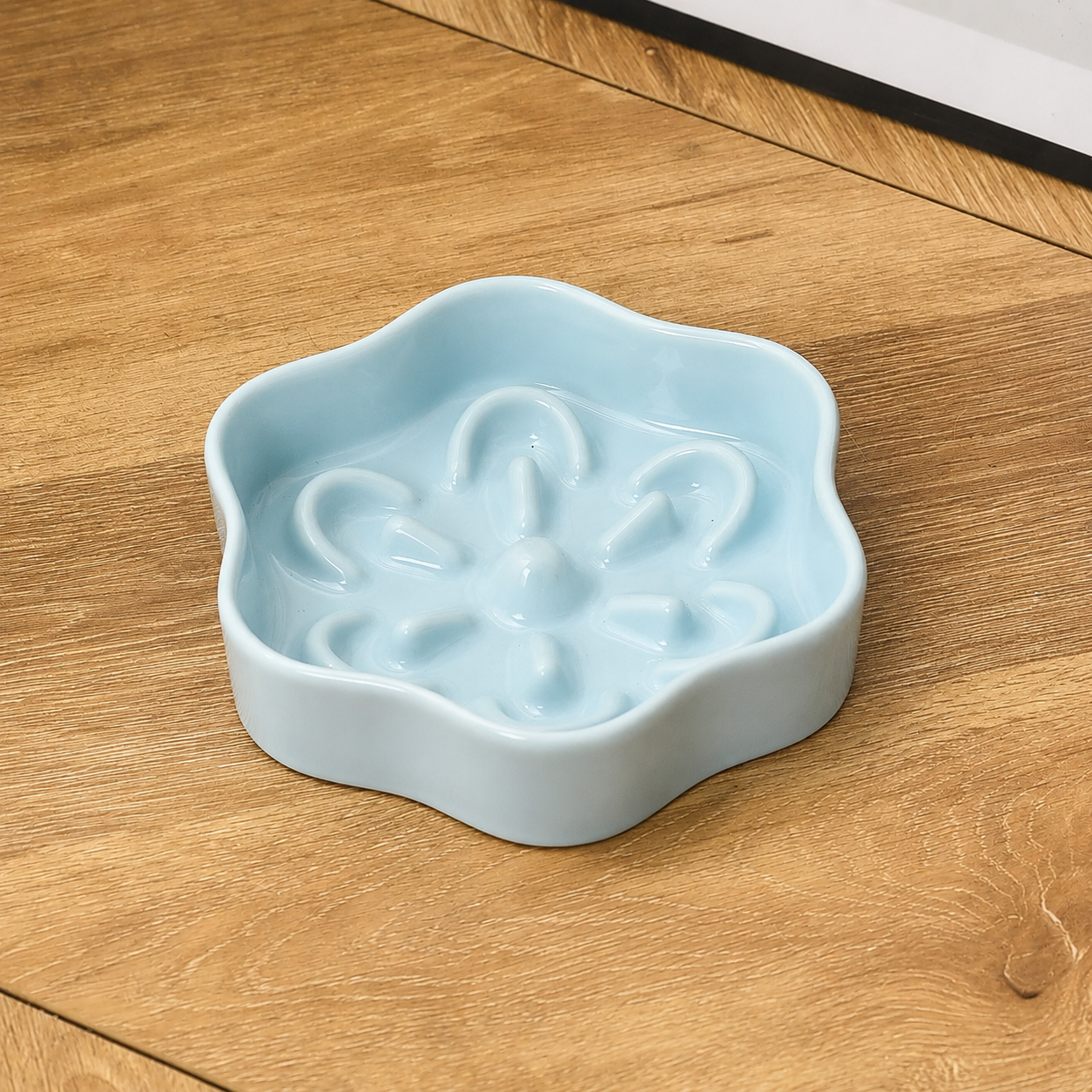 Ceramic Slow Feeder Bowl for Cats & Small Dogs – Low-Difficulty Slow Feeding Bowl