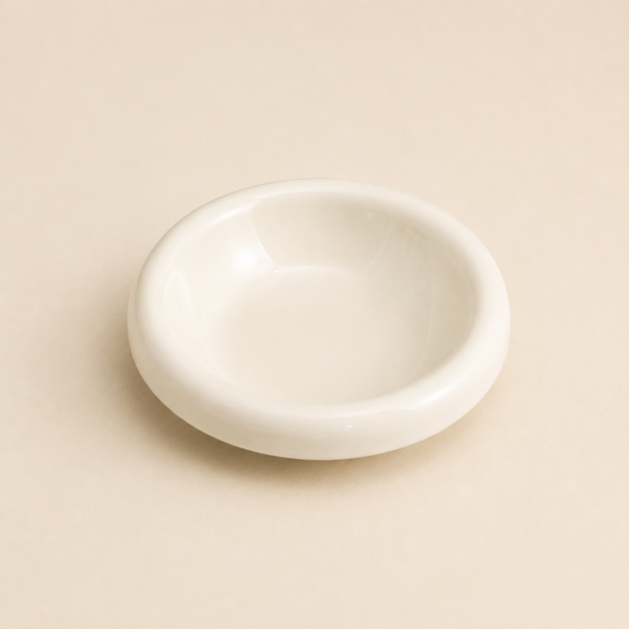 6-Inch Ceramic Pet Plate for Cats & Small Dogs – Compatible with Elevated Wooden Stands