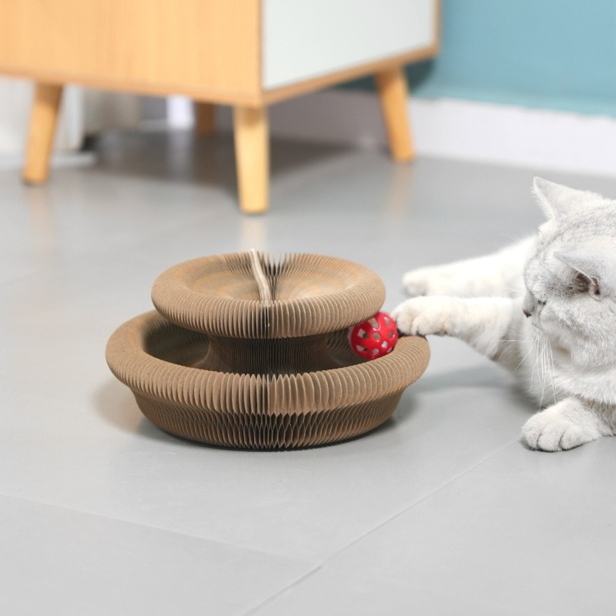 Accordion Cat Scratcher Bed – Corrugated Cardboard Scratch Lounge, Foldable & Durable