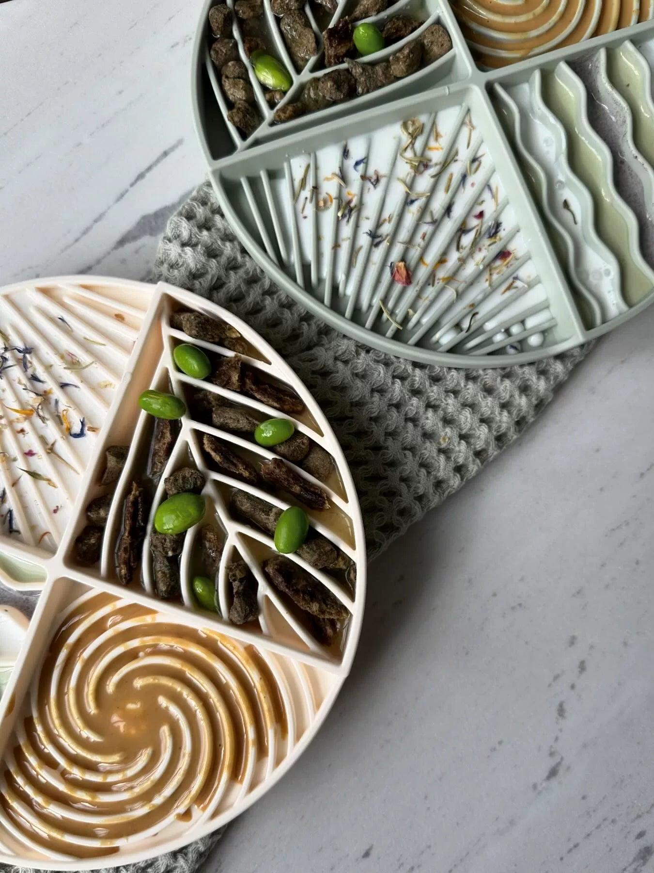 Puzzle Feeder slow feeding mat - NoKa&AuroraStone