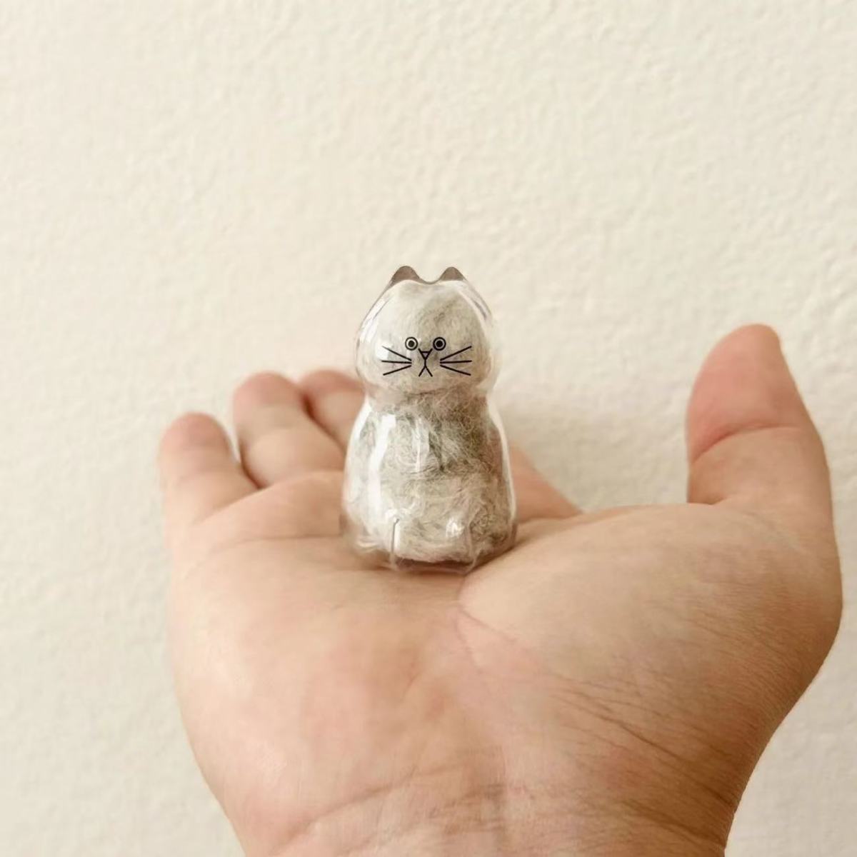 Cat Fur Keepsake Pendant – Creative Pet Hair Storage Decoration for Cat Lovers