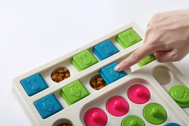 Interactive Treat Dispensing Pet Toy – Slow Feeding Puzzle Toy for Dogs & Cats Level 2