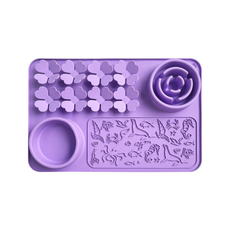 4-in-1 Lick Mat for Cats & Dogs – Calming, Feeding, Treating, Bath Time Aid