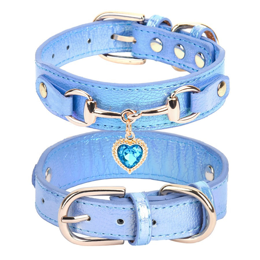 Sparkling Rhinestone Pet Collar – Heart Pendant, Bling Accessory for Small Dogs & Cats