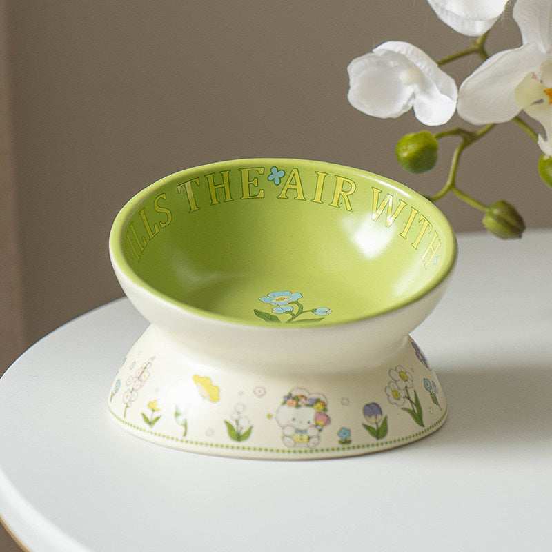 Tulip-Shaped Raised Pet Bowl – Ergonomic & Elegant