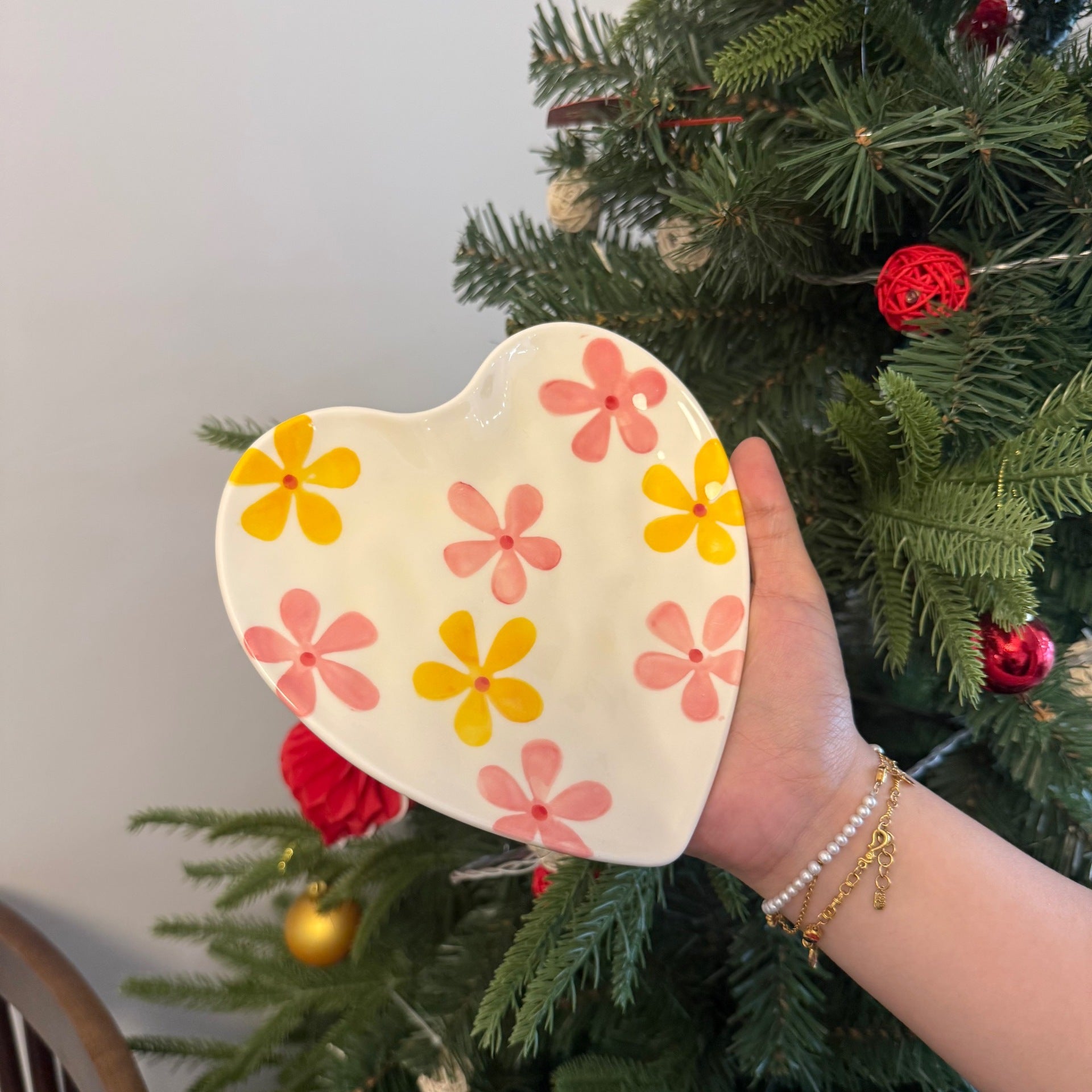 6inch Ceramic Cat Plate｜Shallow Design for Wet Food