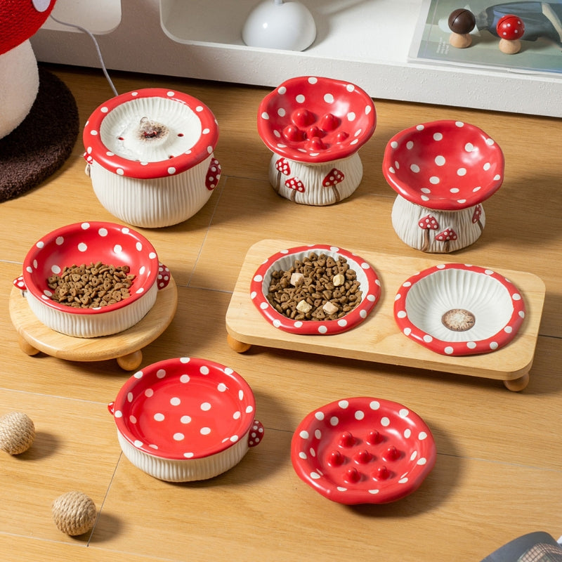 Ceramic pet bowl