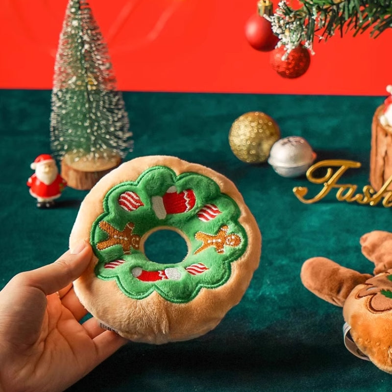 Christmas Plush Squeaky Toy for Cats & Small Dogs – Durable Chew & Interactive Play Toy