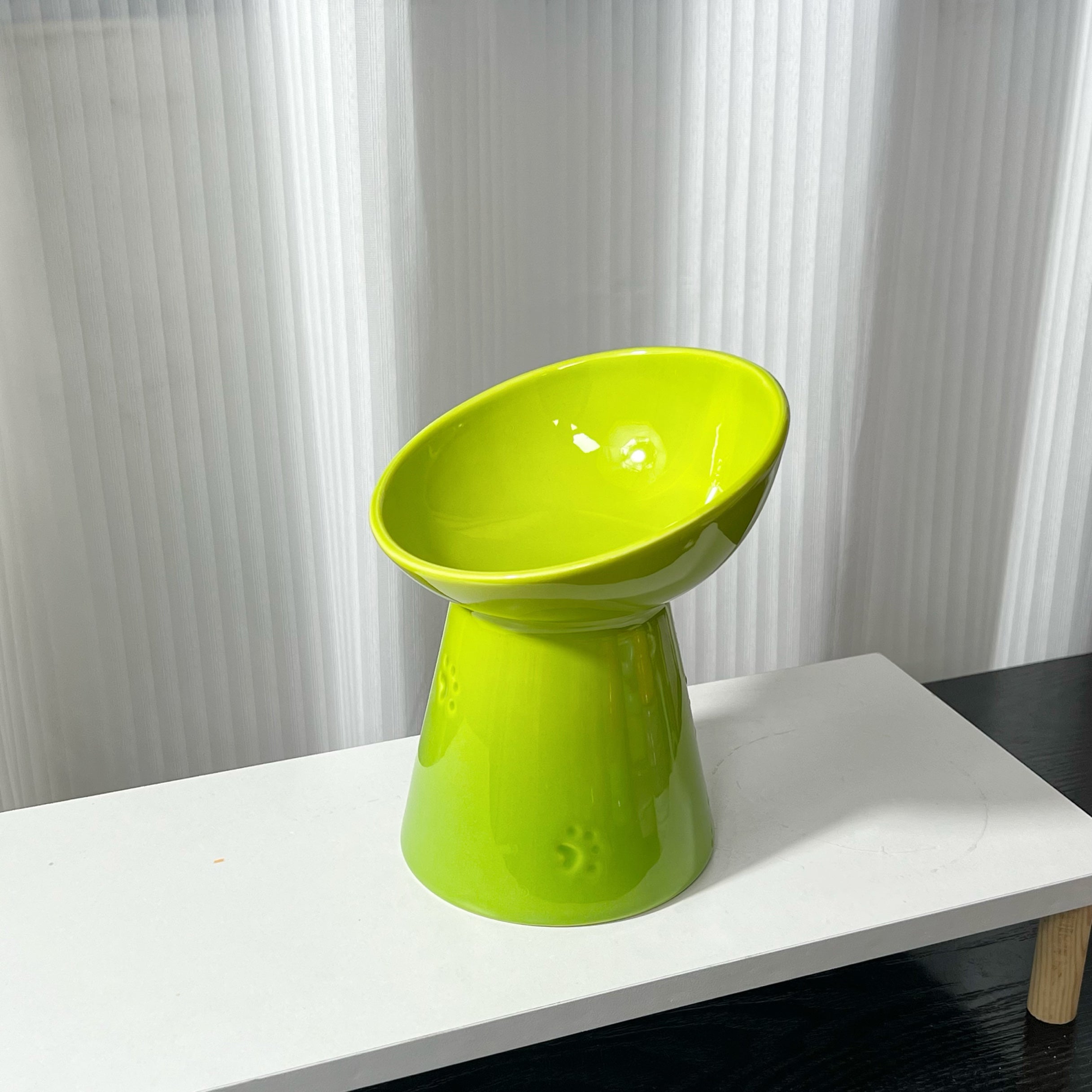 Elegant Ceramic Pet Dish – Safe, Durable, and Easy to Clean cat&dog