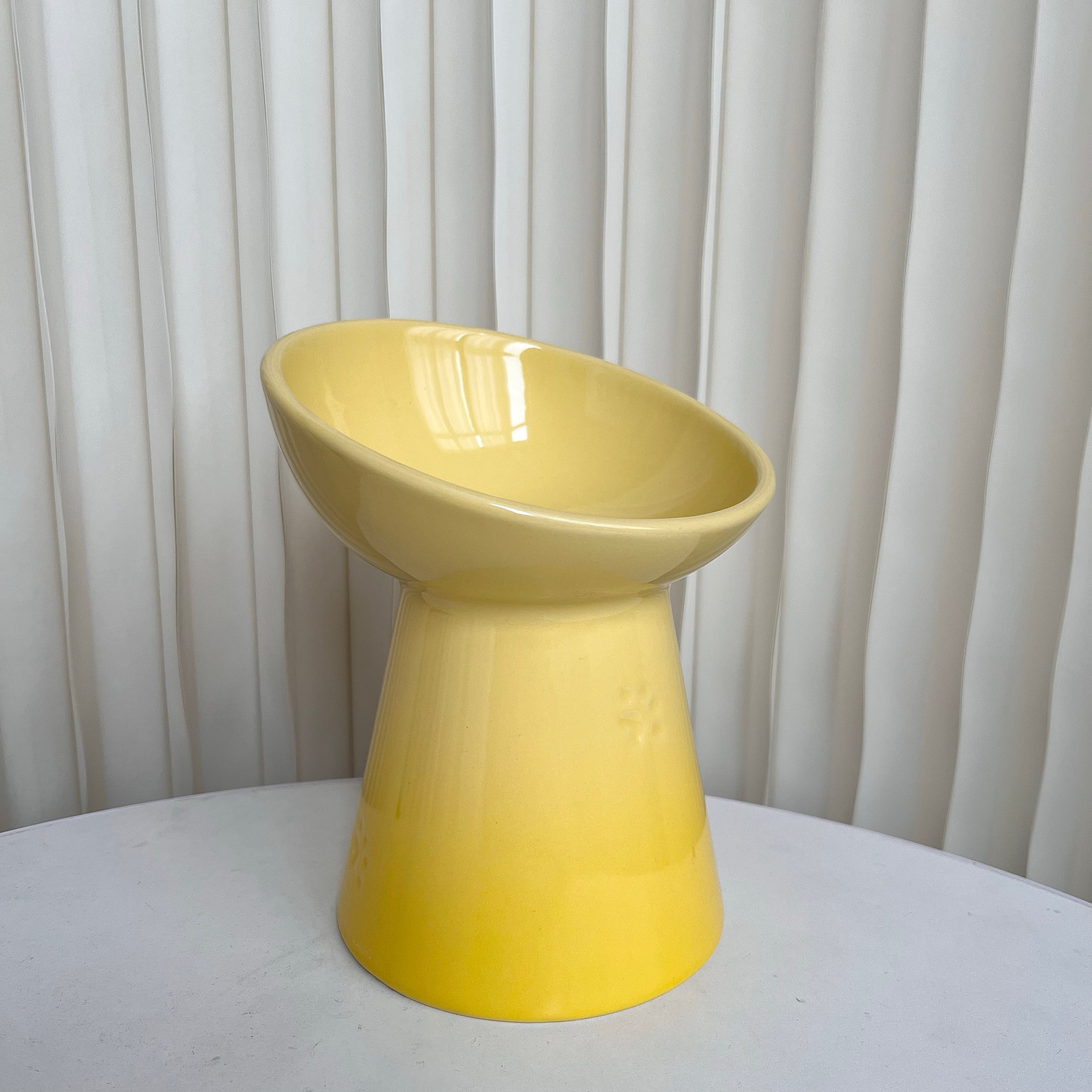 Elegant Ceramic Pet Dish – Safe, Durable, and Easy to Clean cat&dog