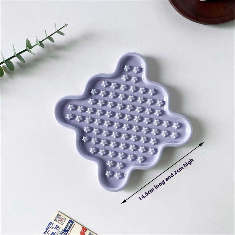 Dopamine cartoon cute ceramic pet canned food licking plate anti choking dog food basin anti black chin cat slow food plate - NoKa&AuroraStone