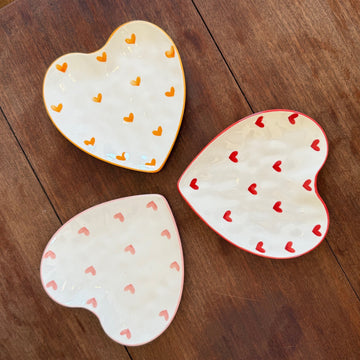 15cm Ceramic Cat Plate｜Shallow Design for Wet Food｜Whisker-Friendly & Easy to Clean