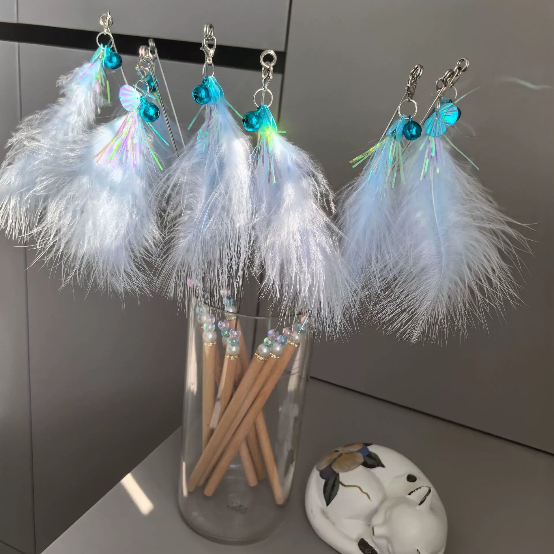Interactive Feather Cat Toy Wand – Teaser Stick for Indoor Cats & Kittens