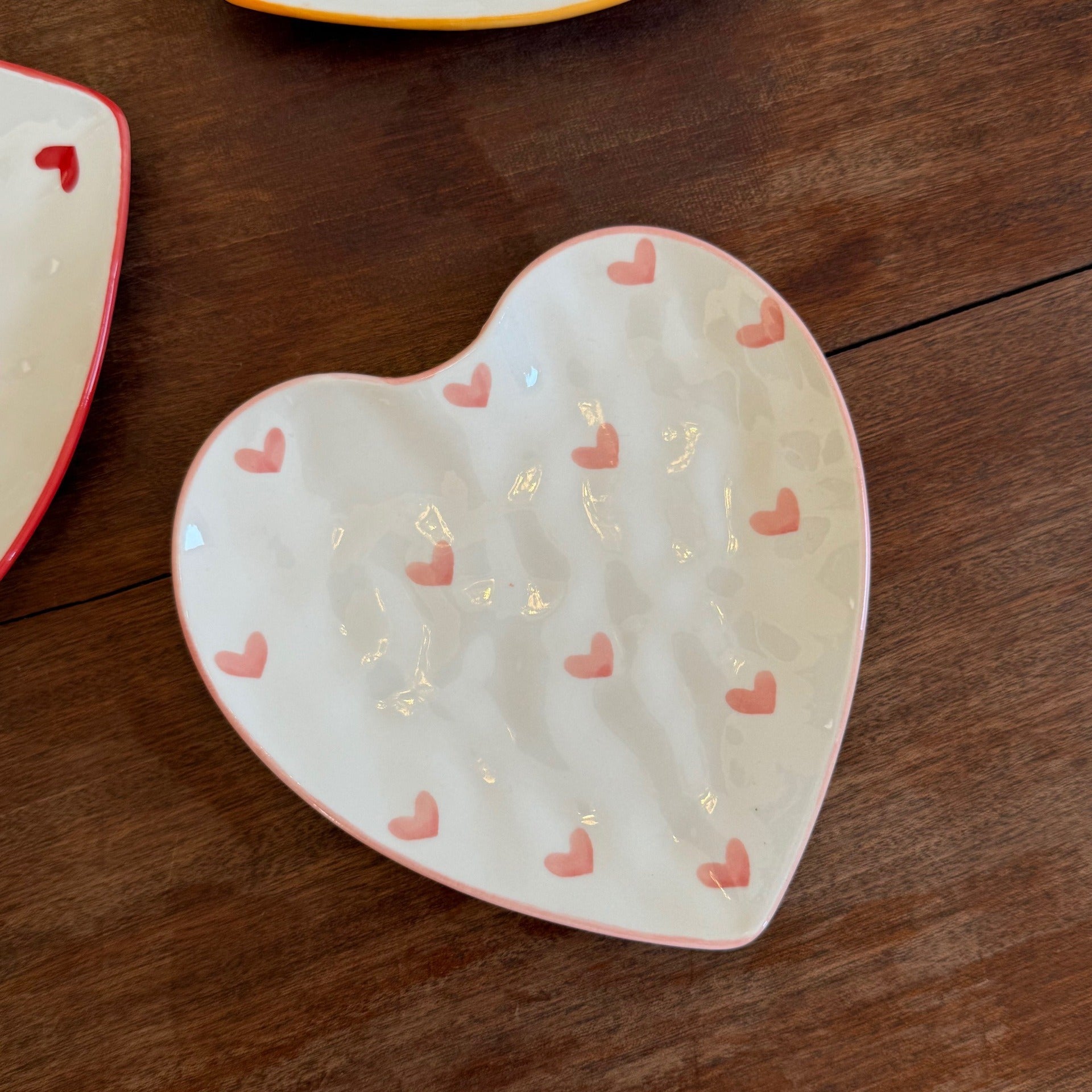 6inch Ceramic Cat Plate｜Shallow Design for Wet Food