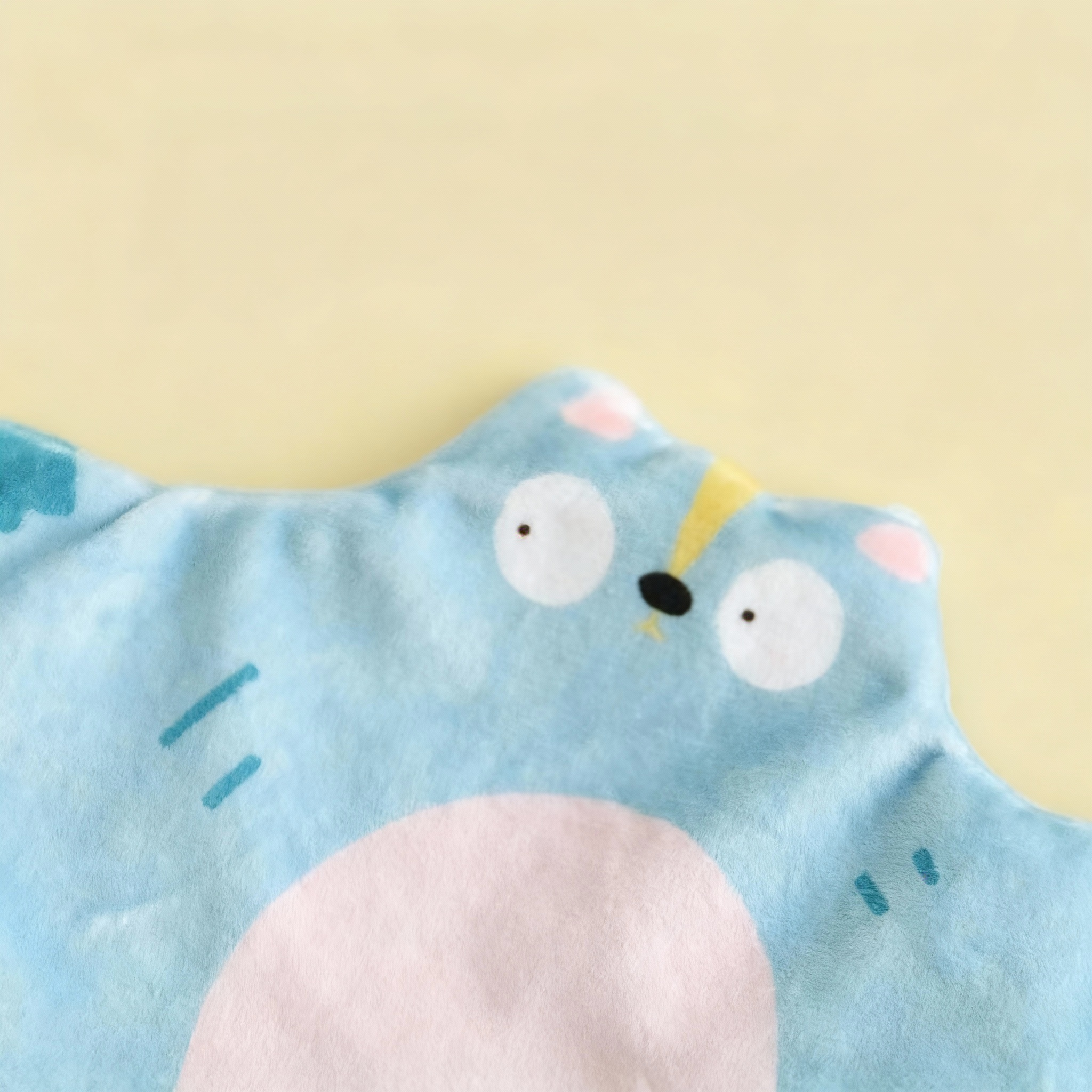 Catnip Crinkle Toy – Interactive Toy for Cats of All Ages