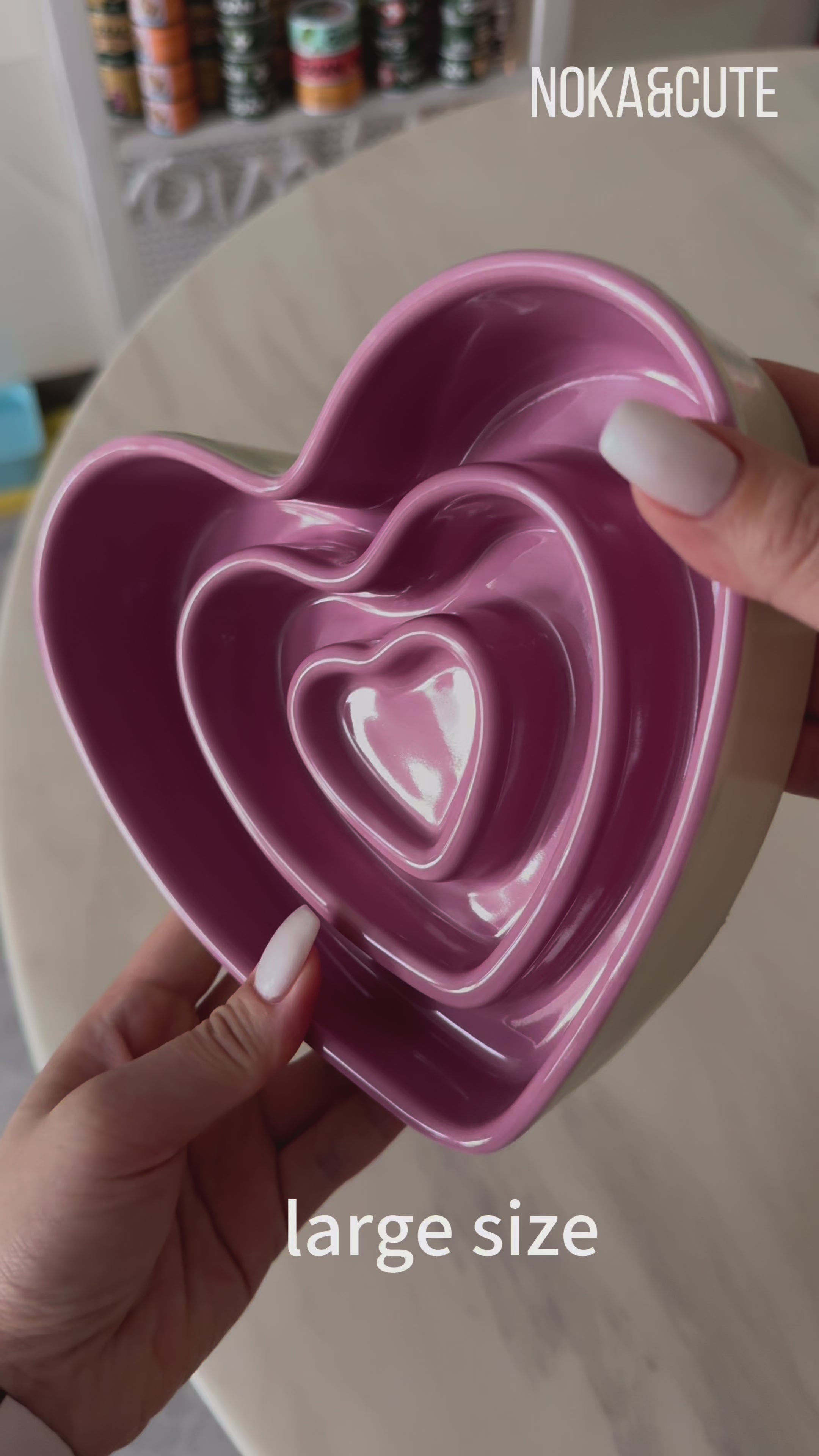 Heart-Shaped Ceramic Slow Feeder Bowl – Deep Groove