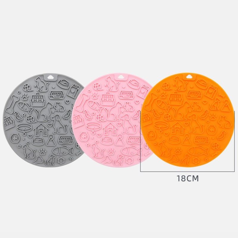 Pet Lick Mat – Calming, Anxiety-Relief Slow Feeder for all Dogs and Cats 18cm